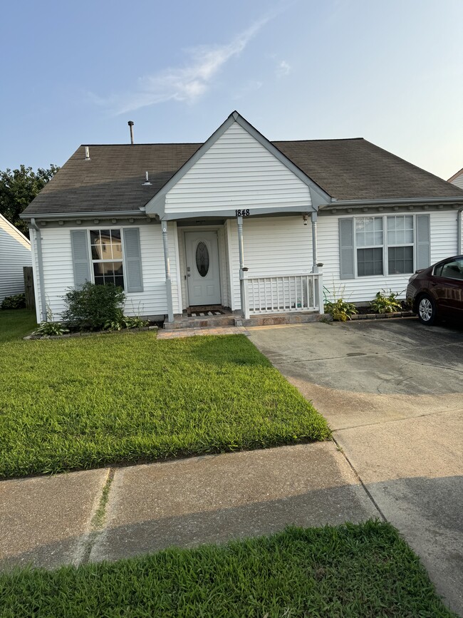 property at 1848 Gershwin Dr