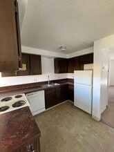3605 La Marada Way in Klamath Falls, OR - Building Photo - Building Photo