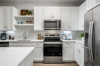 Verve in Wesley Chapel, FL - Foto de edificio - Building Photo