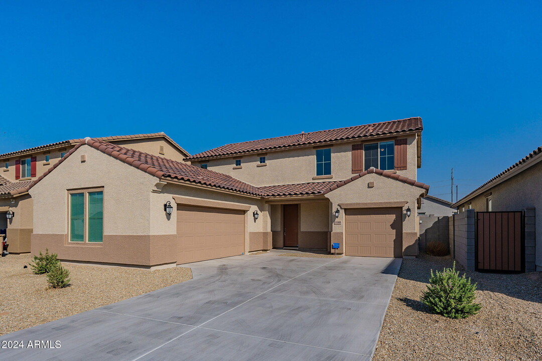 23388 W Florence Ave in Buckeye, AZ - Building Photo