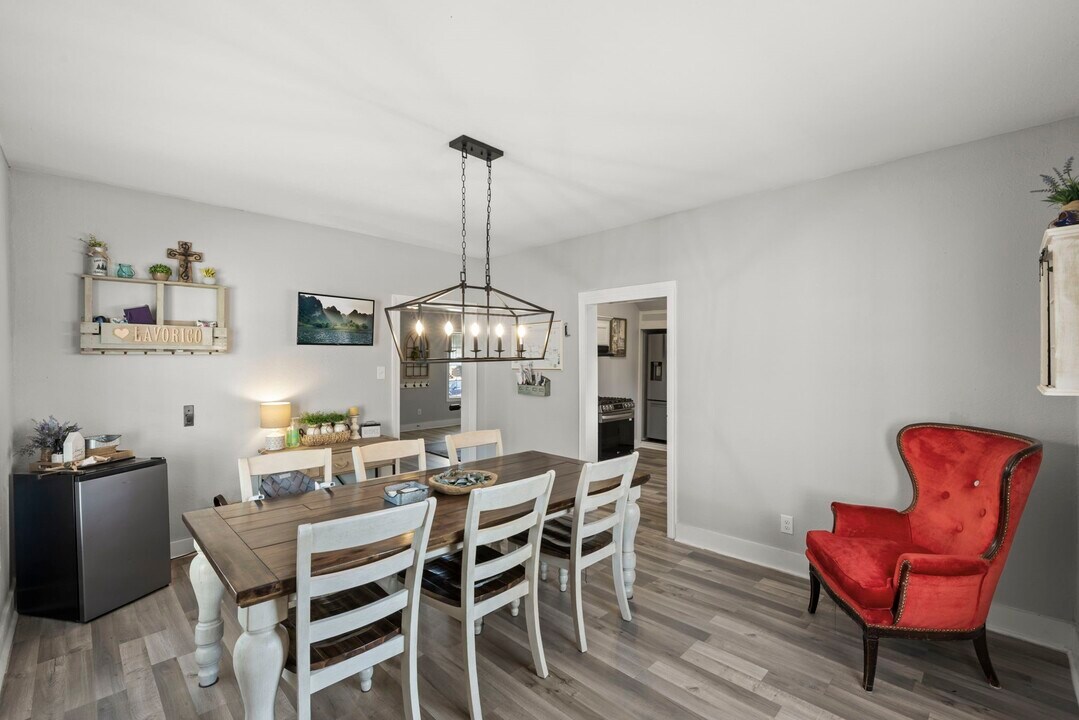 2109 New Jersey St in Baytown, TX - Building Photo