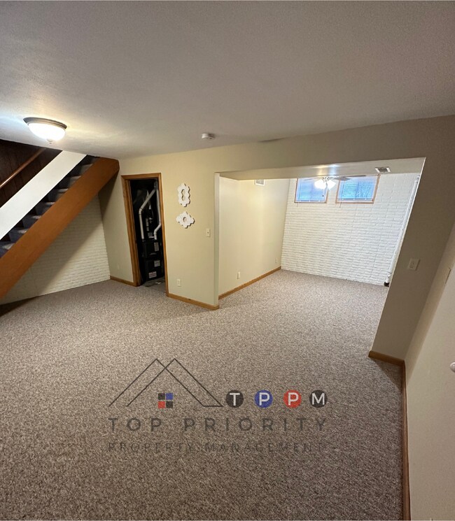 1065 3rd St in Marion, IA - Building Photo - Building Photo