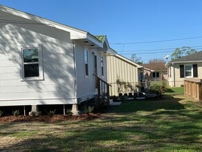 204 N Carol St in Lockport, LA - Building Photo - Building Photo