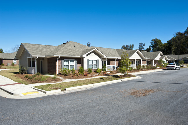 Maple Square Apartments in Jefferson, GA - Building Photo - Building Photo