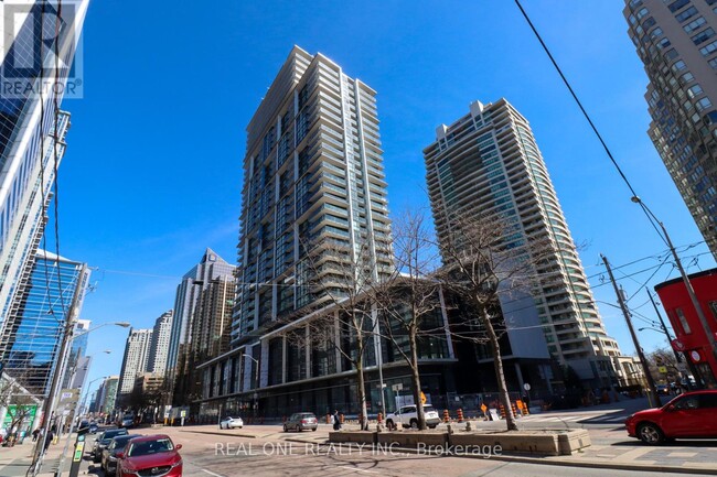 4955-4955 Yonge St