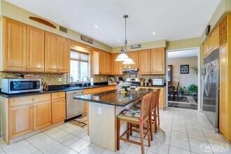 10 Crestwood St in Piscataway, NJ - Building Photo - Building Photo