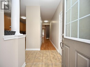 1633-1633 Northmount Ave in Mississauga, ON - Building Photo - Building Photo