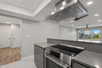 4444 44th Ave SW in Seattle, WA - Building Photo - Building Photo