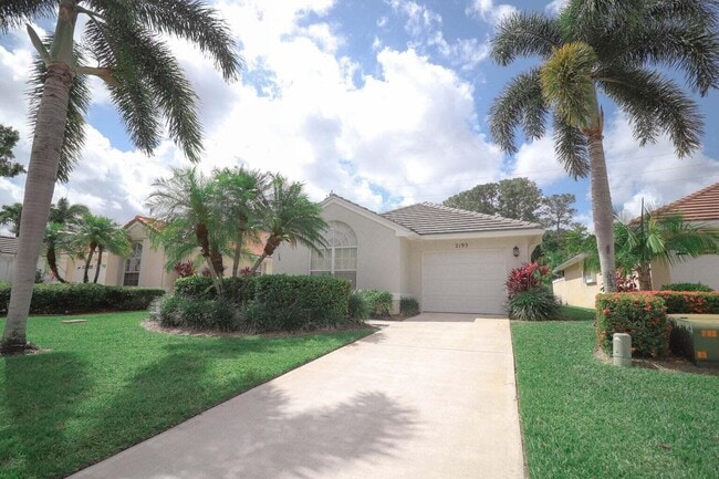 2193 SW Olympic Club Terrace in Palm City, FL - Building Photo - Building Photo