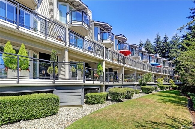 520 4th St in Kirkland, WA - Building Photo - Building Photo
