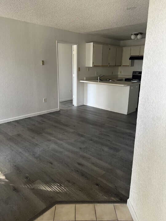 2700 S White Mountain Rd-Unit -403 in Show Low, AZ - Building Photo