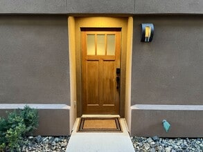 753 Oak St in Elko, NV - Foto de edificio - Building Photo