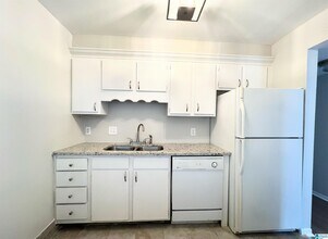3350 Altamont Rd in Birmingham, AL - Building Photo - Building Photo