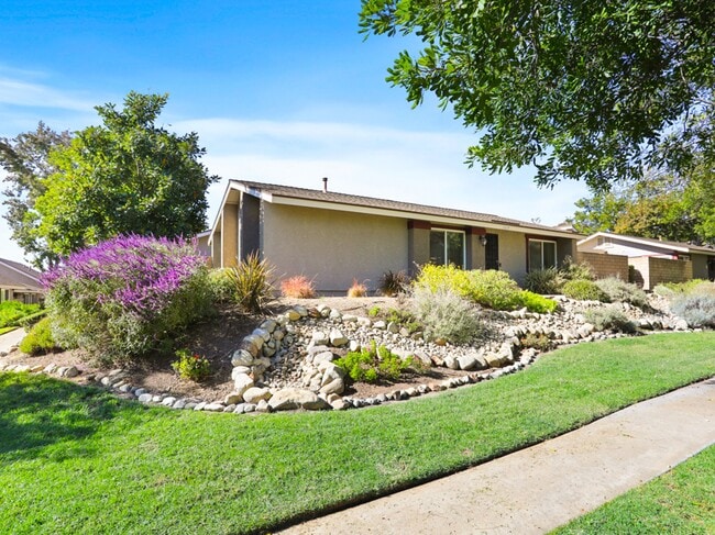 property at 1619 Carmel Cir W