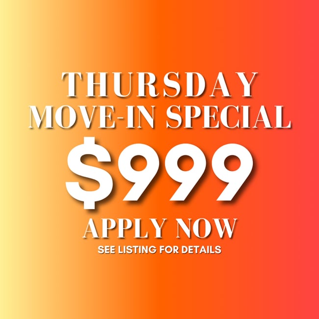 3830 E Lakewood Pkwy E in Phoenix, AZ - Foto de edificio - Building Photo