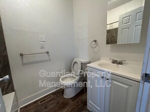 108 N Buchanan St in Maryville, MO - Foto de edificio - Building Photo