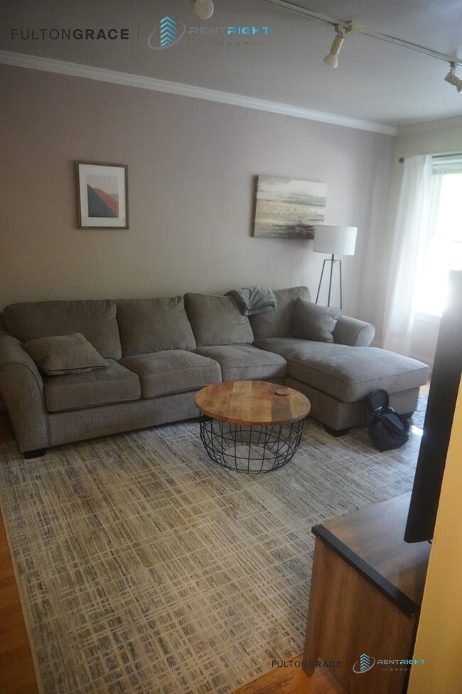 537 W Eugenie St, Unit #1