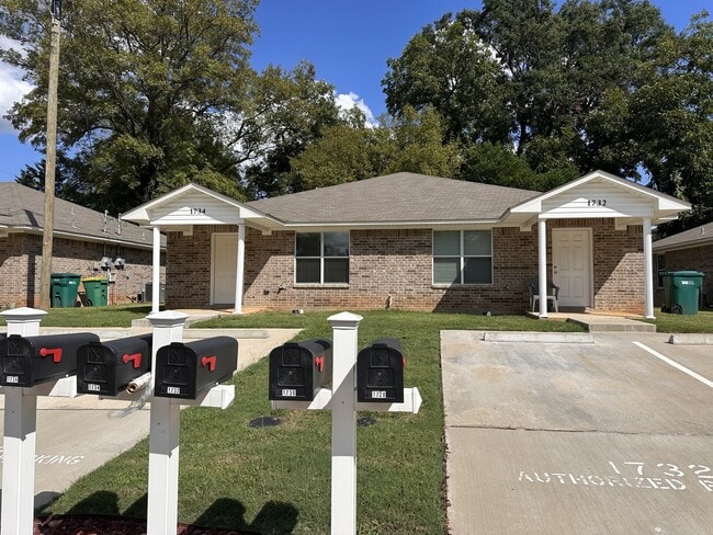 property at 1726 Jennings St