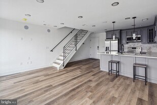 1930 N 2nd St in Philadelphia, PA - Building Photo