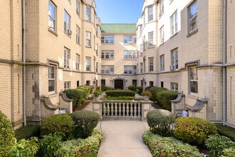 Michigan Court in Evanston, IL - Foto de edificio - Building Photo