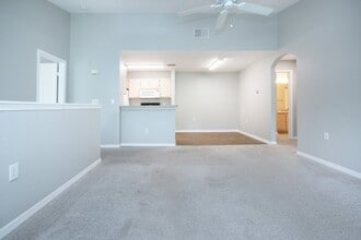 8905 Manor Loop in Lakewood Ranch, FL - Building Photo - Building Photo