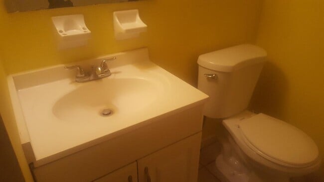 360 S 7th St, Unit 14 in Macclenny, FL - Building Photo - Building Photo