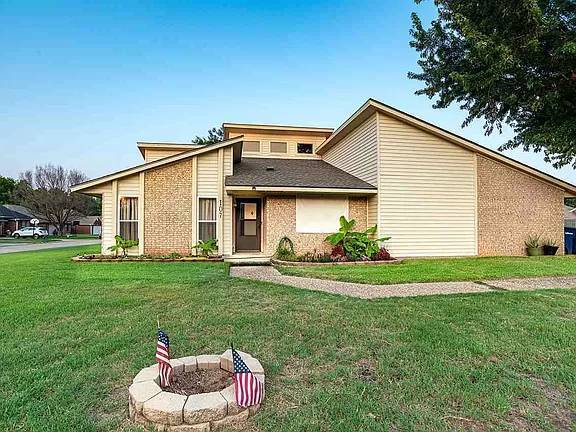 107 S Abbey Ln in Stillwater, OK - Building Photo