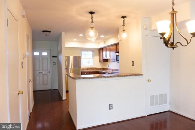 37 Winston Ct in Blue Bell, PA - Building Photo - Building Photo