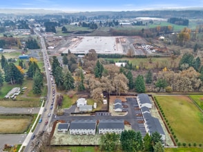 2999 Harrison Ave in Centralia, WA - Building Photo - Building Photo