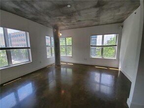 845 Spring St NW in Atlanta, GA - Building Photo - Building Photo