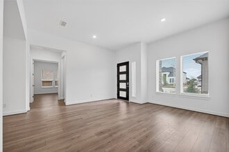 1568 River Pt Dr in Friendswood, TX - Building Photo - Building Photo