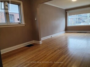 61 Danforth Rd in Toronto, ON - Building Photo - Building Photo