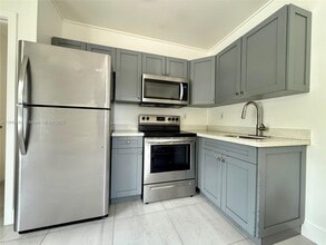 1620 NW 3rd St in Miami, FL - Building Photo - Building Photo