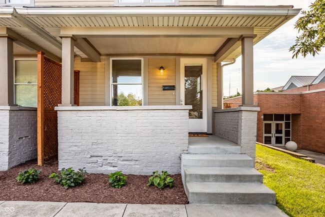 123 N Highland Ave in Indianapolis, IN - Building Photo - Building Photo