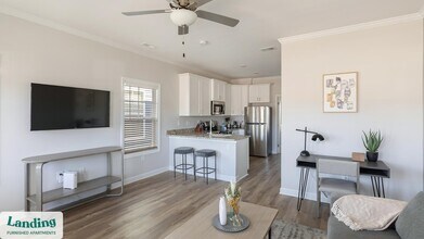 7 Dairy Crk Rd SW, Unit 26CDL in Huntsville, AL - Building Photo - Building Photo