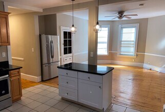 13 Sachem St, Unit 4 in Boston, MA - Building Photo - Building Photo