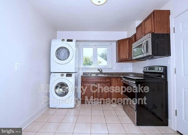 817 Hilltop Ave in Abingdon, MD - Building Photo - Building Photo