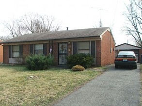 4606 Aral Dr in Louisville, KY - Building Photo - Building Photo