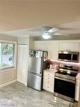 3011 Sandpiper Bay Cir in Naples, FL - Building Photo - Building Photo