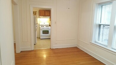 708 Seward St, Unit 2S in Evanston, IL - Building Photo - Building Photo