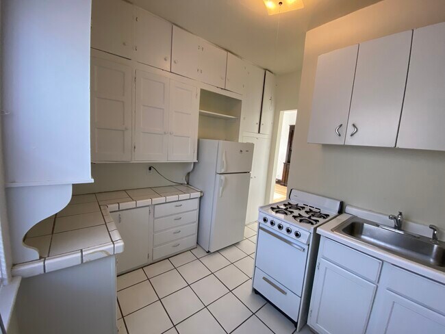 1941 Aldrich Ave S in Minneapolis, MN - Building Photo - Building Photo