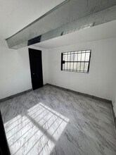 929 W 27th St in Jacksonville, FL - Foto de edificio - Building Photo