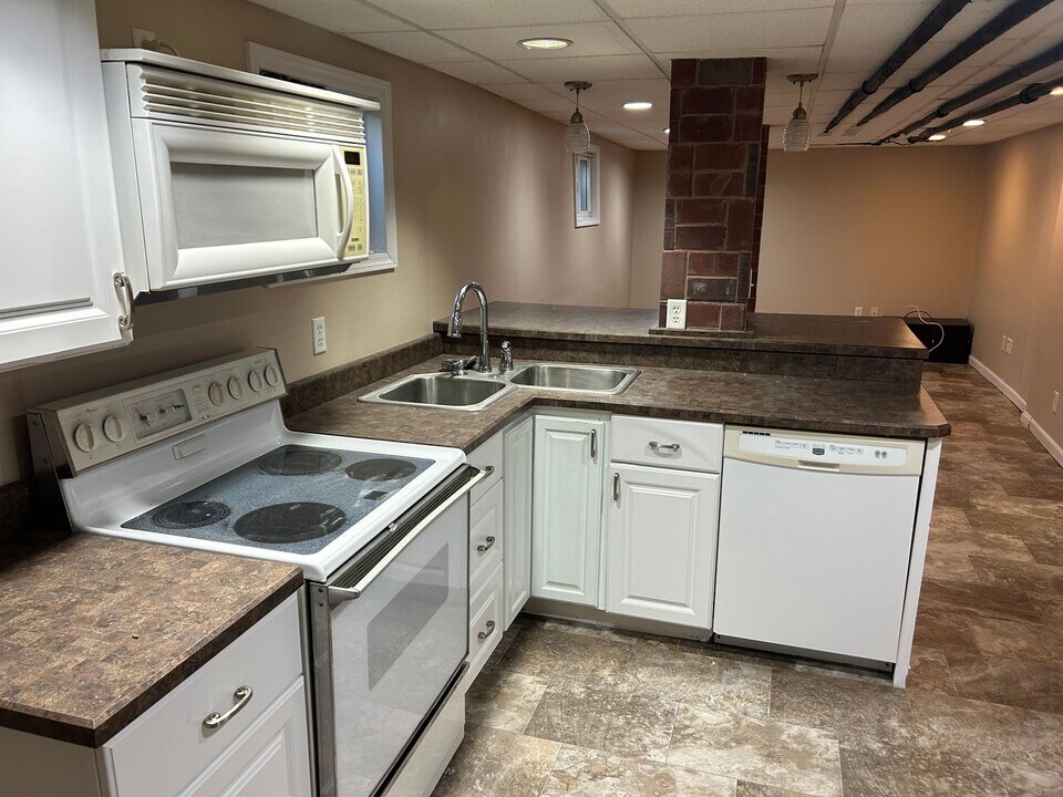 705 N Duluth Ave in Sioux Falls, SD - Building Photo