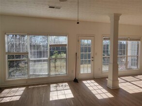 3975 Bradstone Trace NW in Lilburn, GA - Building Photo - Building Photo