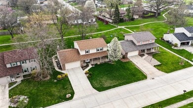 7104 Tanbark Ln in Fort Wayne, IN - Building Photo - Building Photo