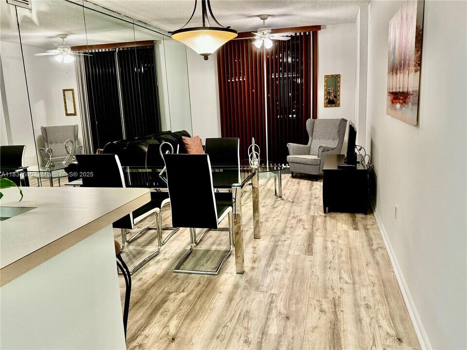 185 SE 14th Terrace in Miami, FL - Building Photo