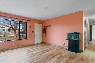 104 W 1st St in Waterville, WA - Building Photo - Building Photo