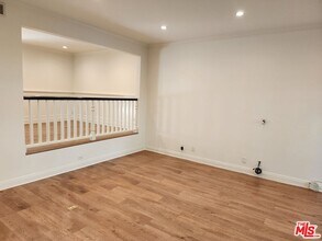 1546 Palisades Dr in Los Angeles, CA - Building Photo - Building Photo