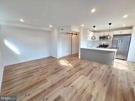 2401 Kensington Ave in Philadelphia, PA - Building Photo