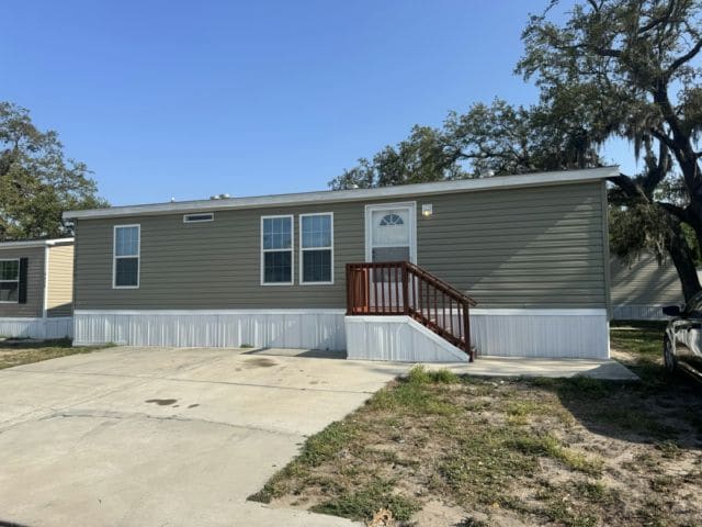 property at 9430 Paradise Dr